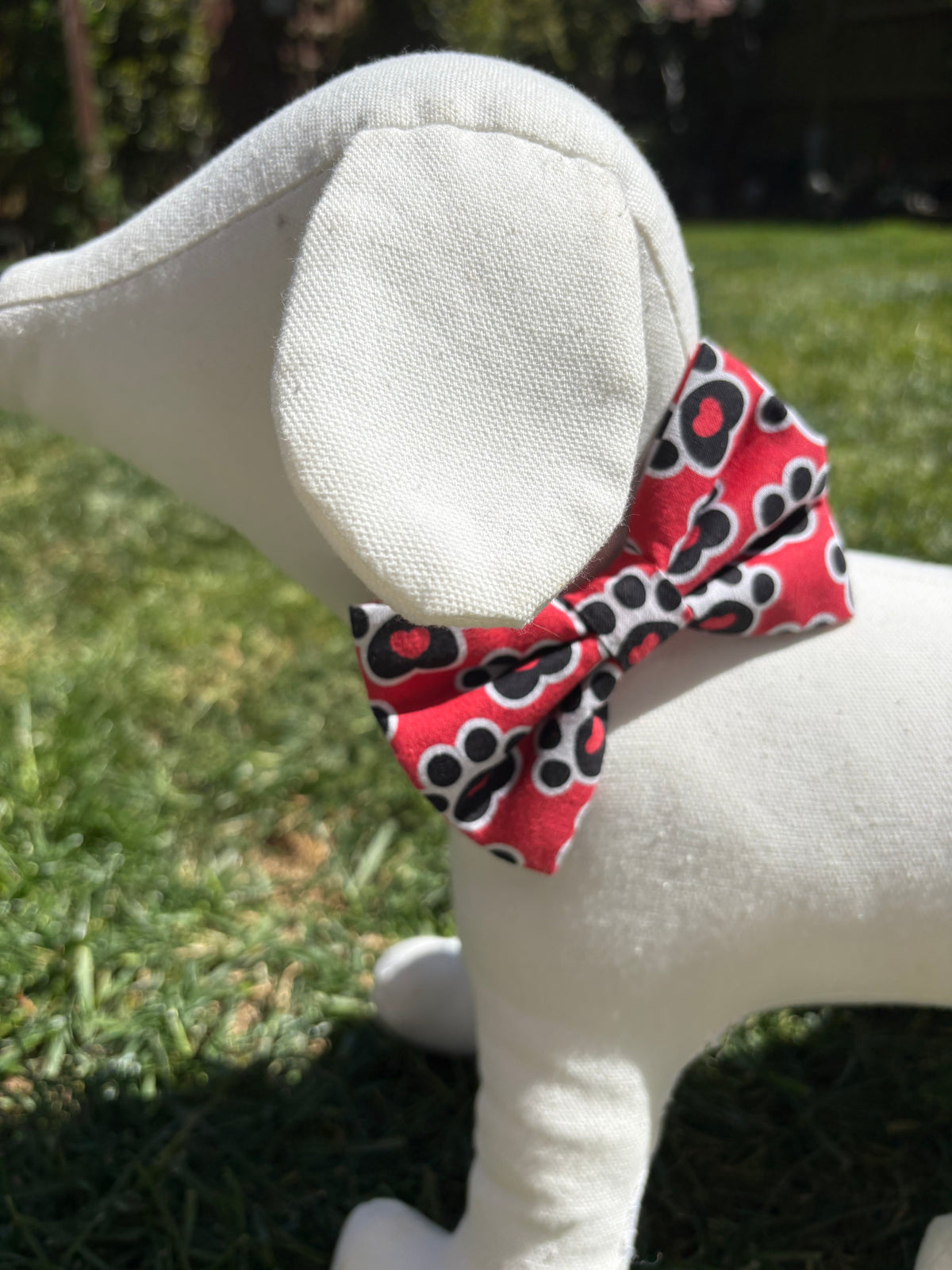 Red Paw Bow