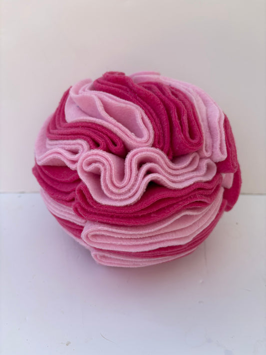 Dog Snuffle Ball 6” Pinks
