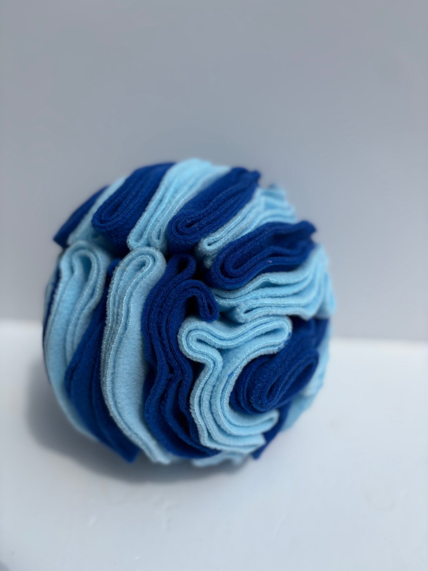 Dog Snuffle Ball 6” Blue