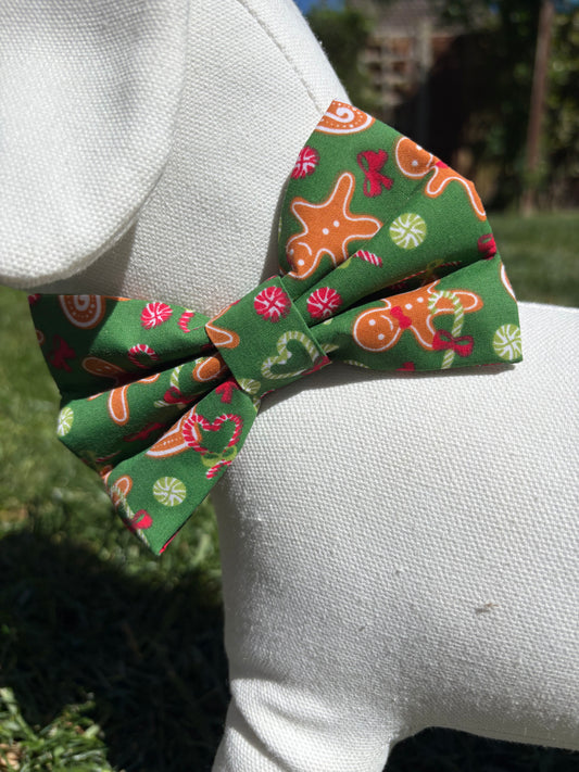 Green Gingerbread Bow